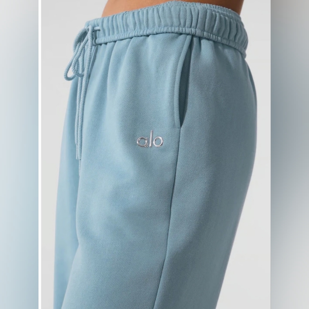 ALO Yoga Accolade Joggers